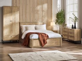 Julian Bowen Padstow Ottoman Bed in Oak