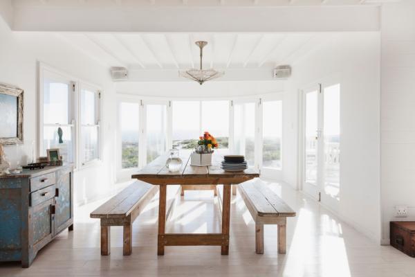Are Dining Benches Out of Style?